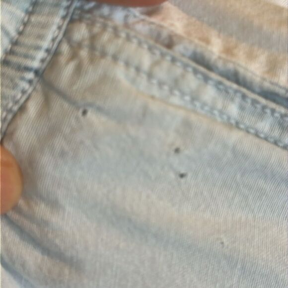 Vtg 80s V-8 Group light blue wash knee length full skirt with elastic waistband - Picture 7 of 8